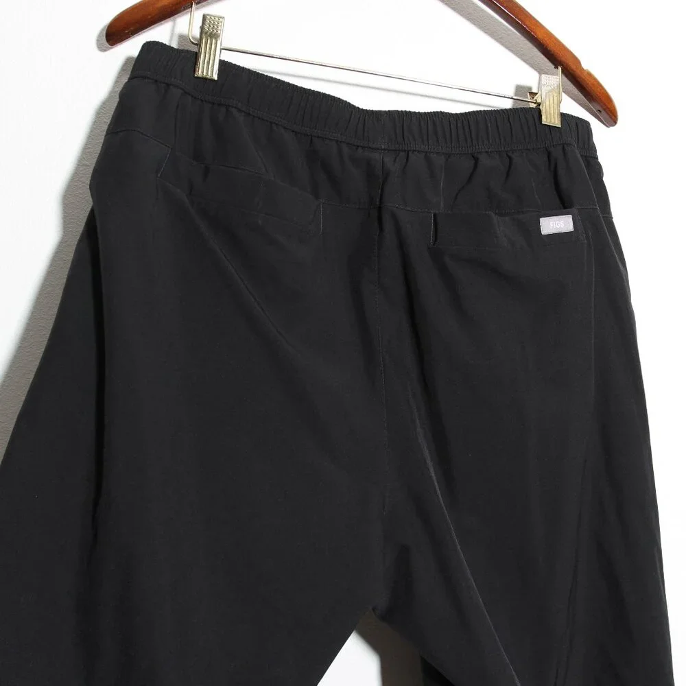 FIGS Men's Tansen Slim FreeX Lined Jogger Scrub Pants Black Technical Collection